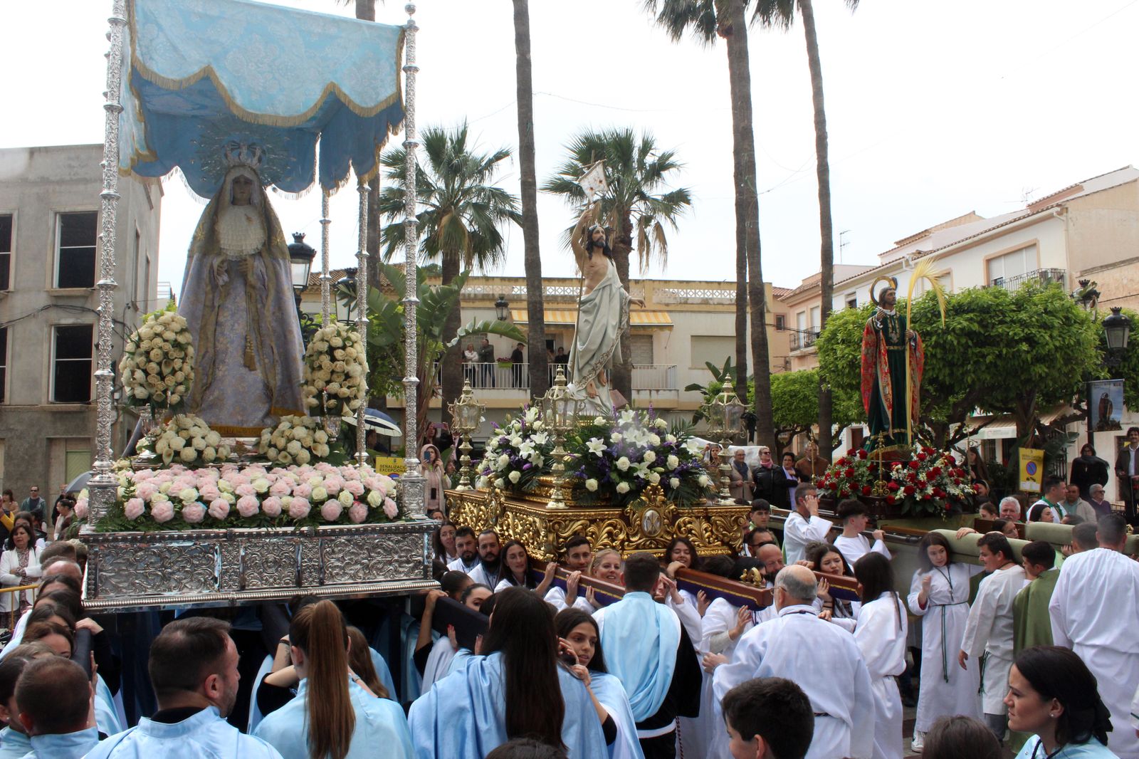 Las imágenes del Domingo de Resurrección en Turre: carreras de San Juan