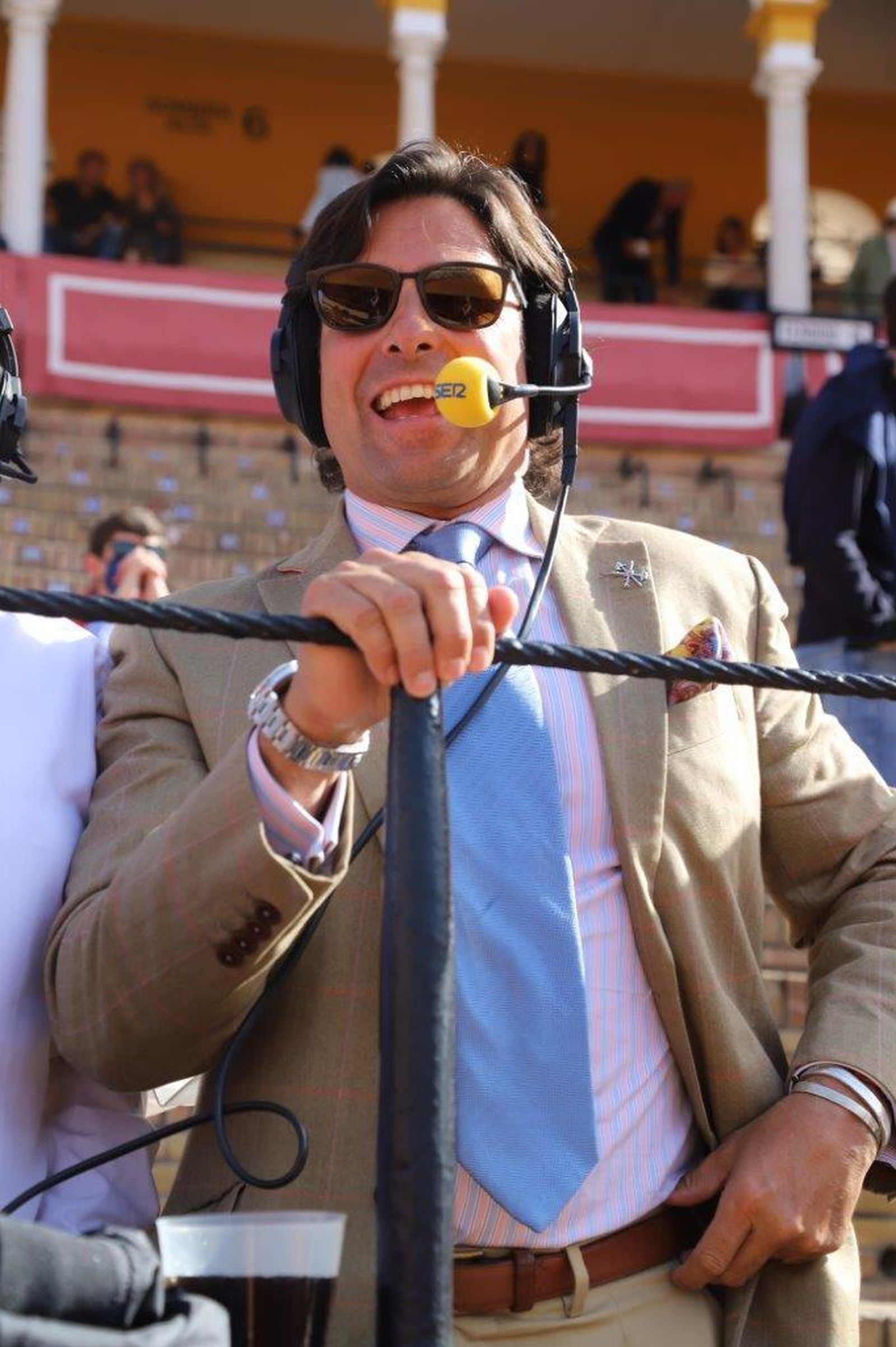 Los famosos y autoridades en la sexta de abono en Sevilla.