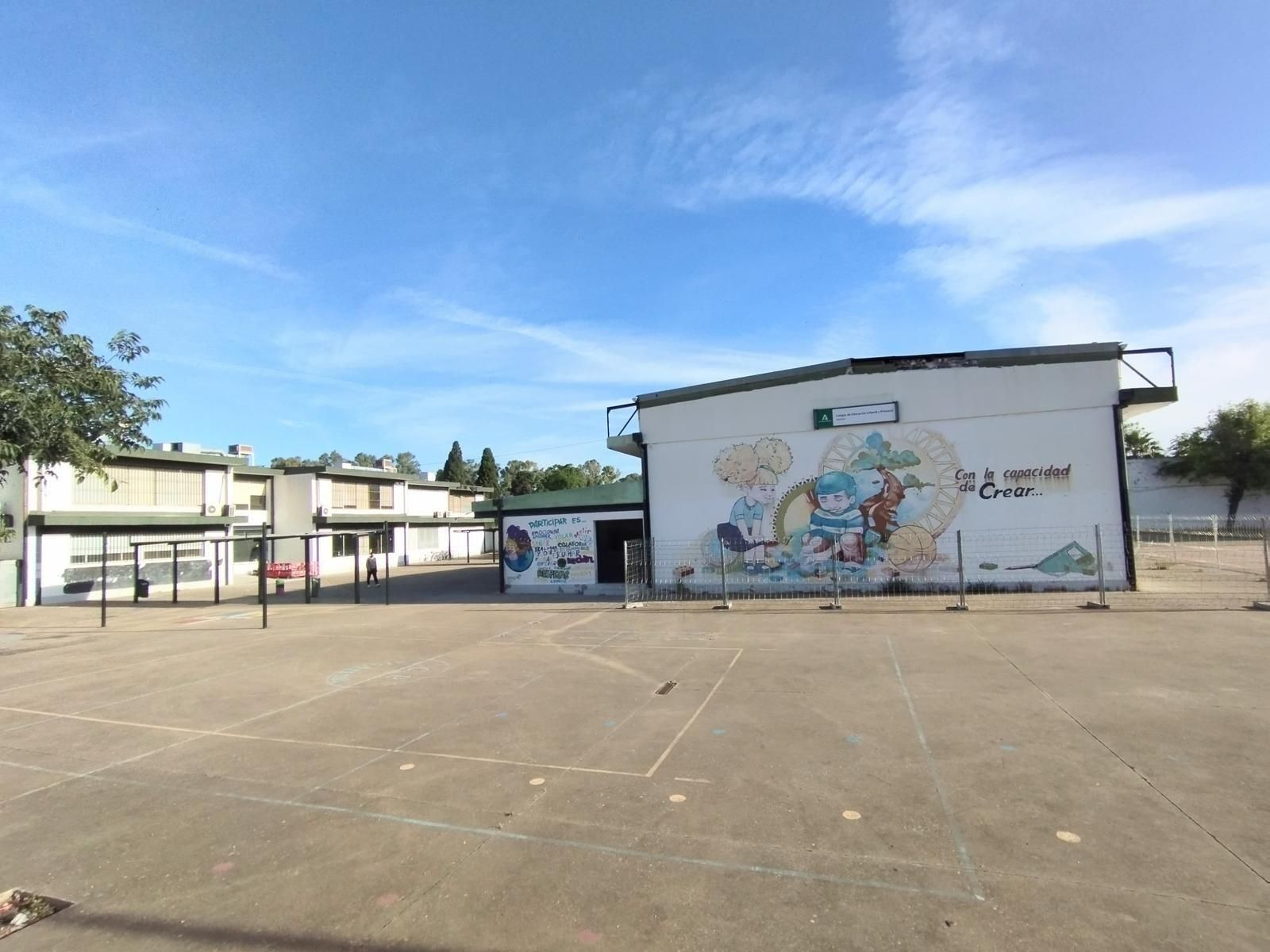 Colegio Algafequi, uno de los que contará con toldo. Colegio Algafequi, uno de los que contará con toldo.