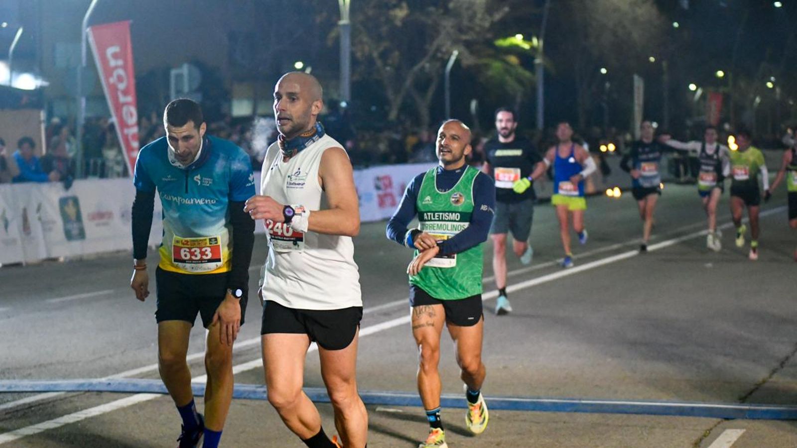 En imágenes: búscate en tu llegada a meta de la Carrera de San Antón 2025 (2)