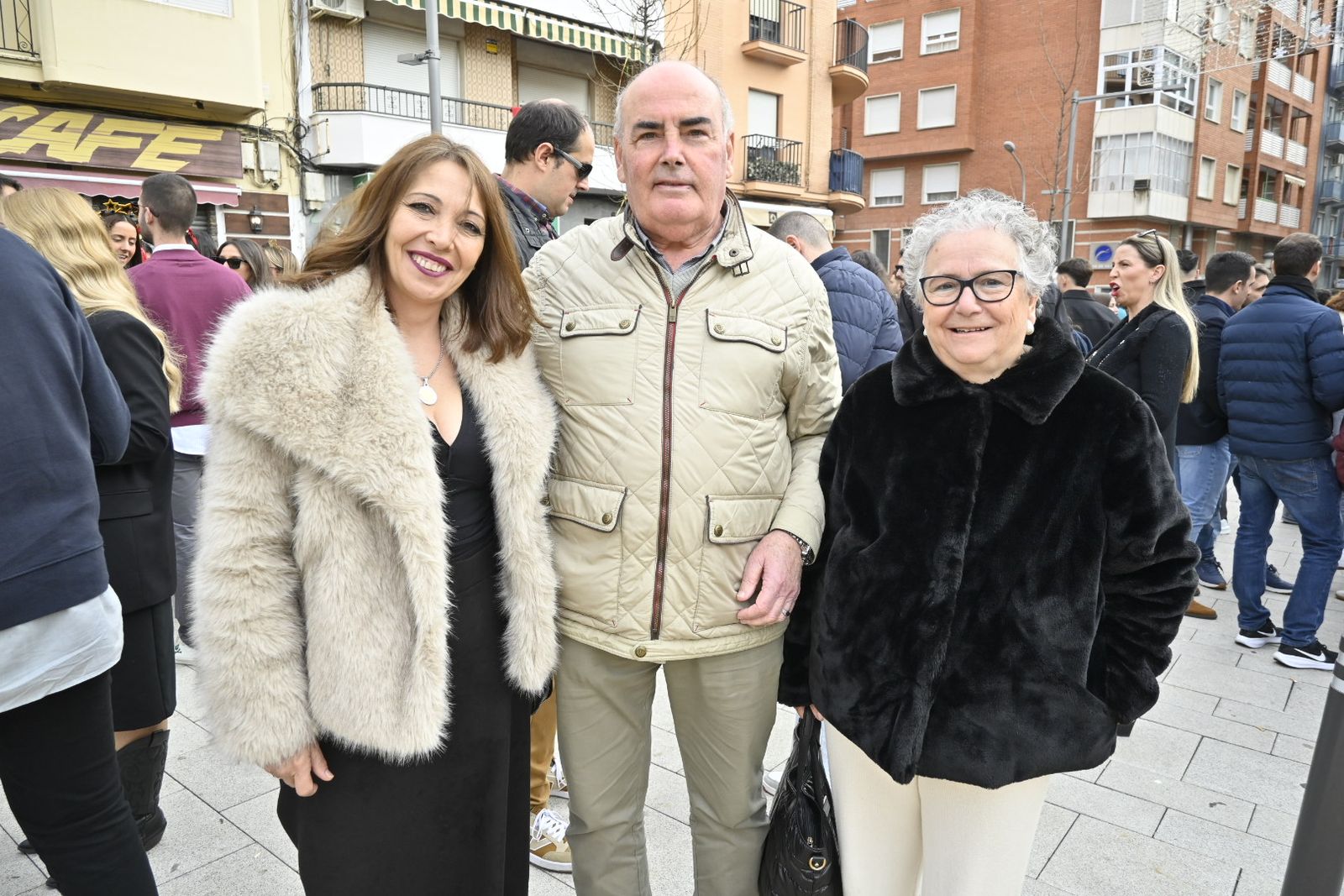 Búscate en las mejores fotografías del tardeo de este 31 de diciembre en Huelva