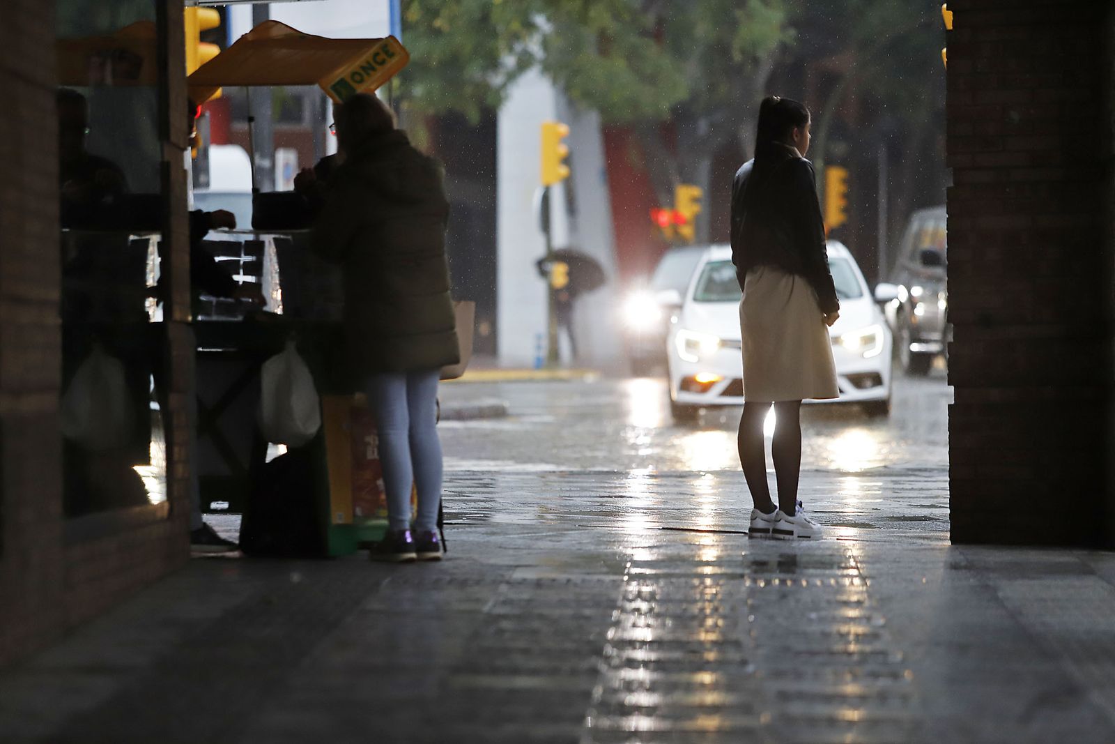 imágenes de la lluviosa mañana en Huelva