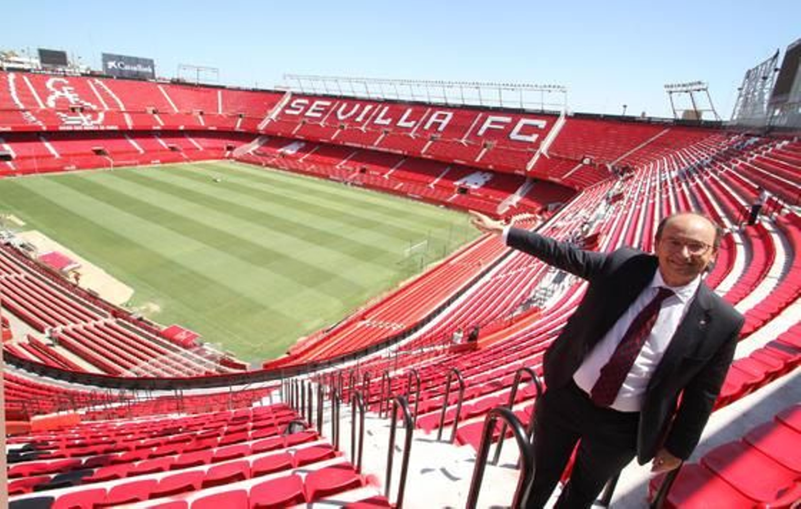 José Castro, en la nueva grada del Sánchez-Pizjuán

Foto: Belén Vargas