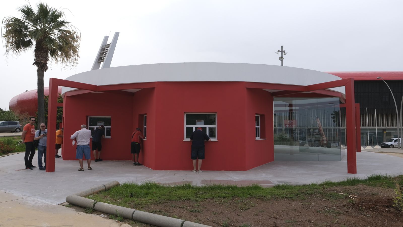 Imágenes de la renovación de los abonos de la U.D. Almería