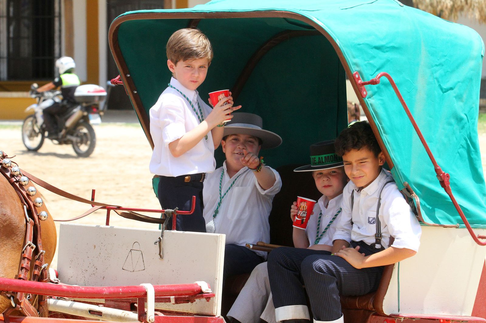 Ambiente en la aldea del Rocío.