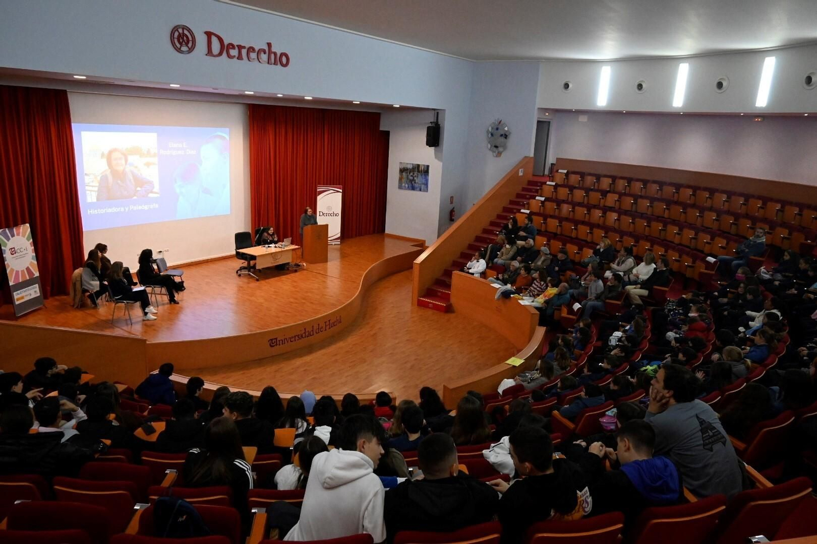 Las mejores imágenes del Día de la Mujer y la Niña en la Ciencia en la UHU