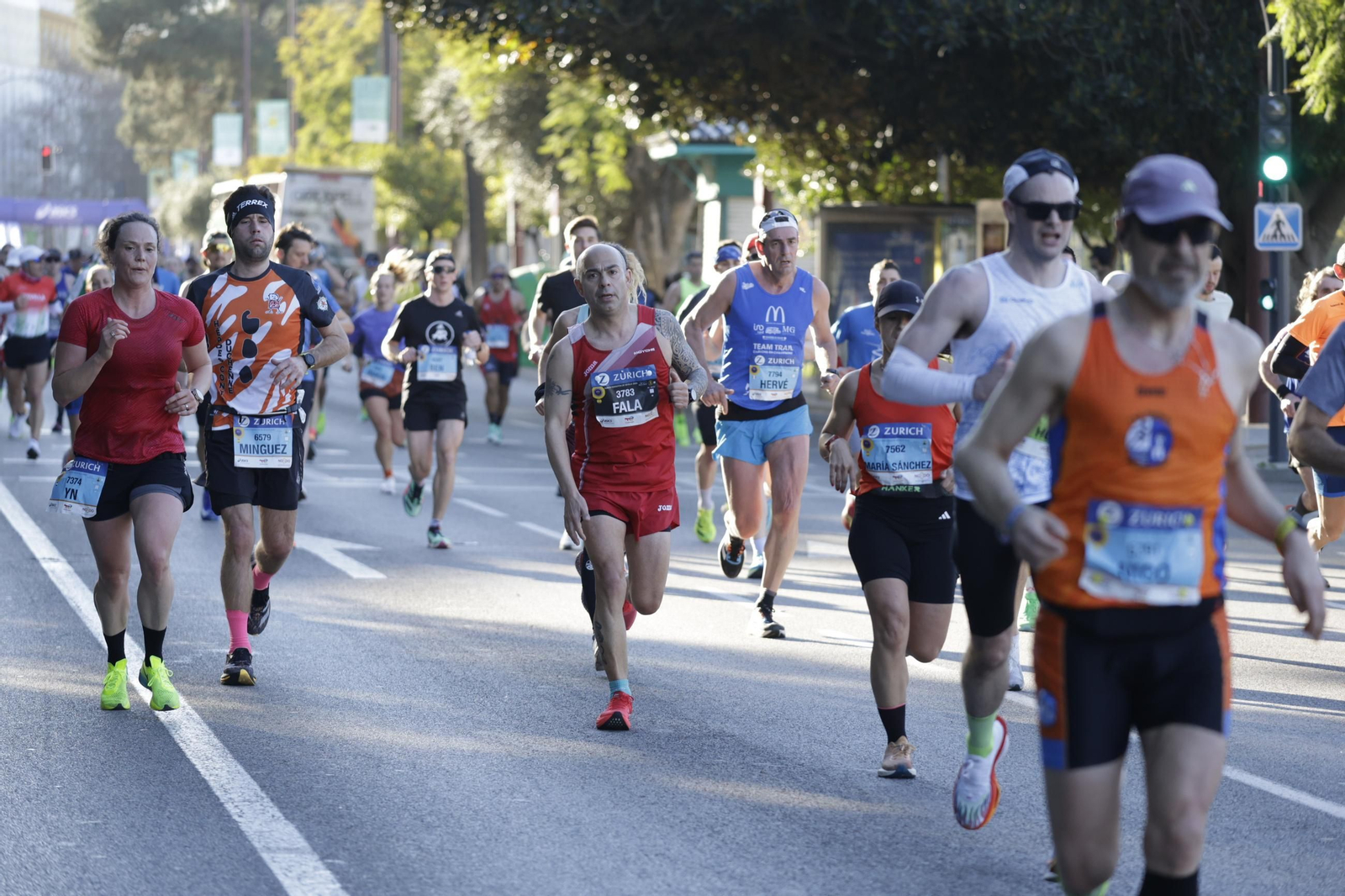 Búscate en el Zurich Maratón de Sevilla 2025