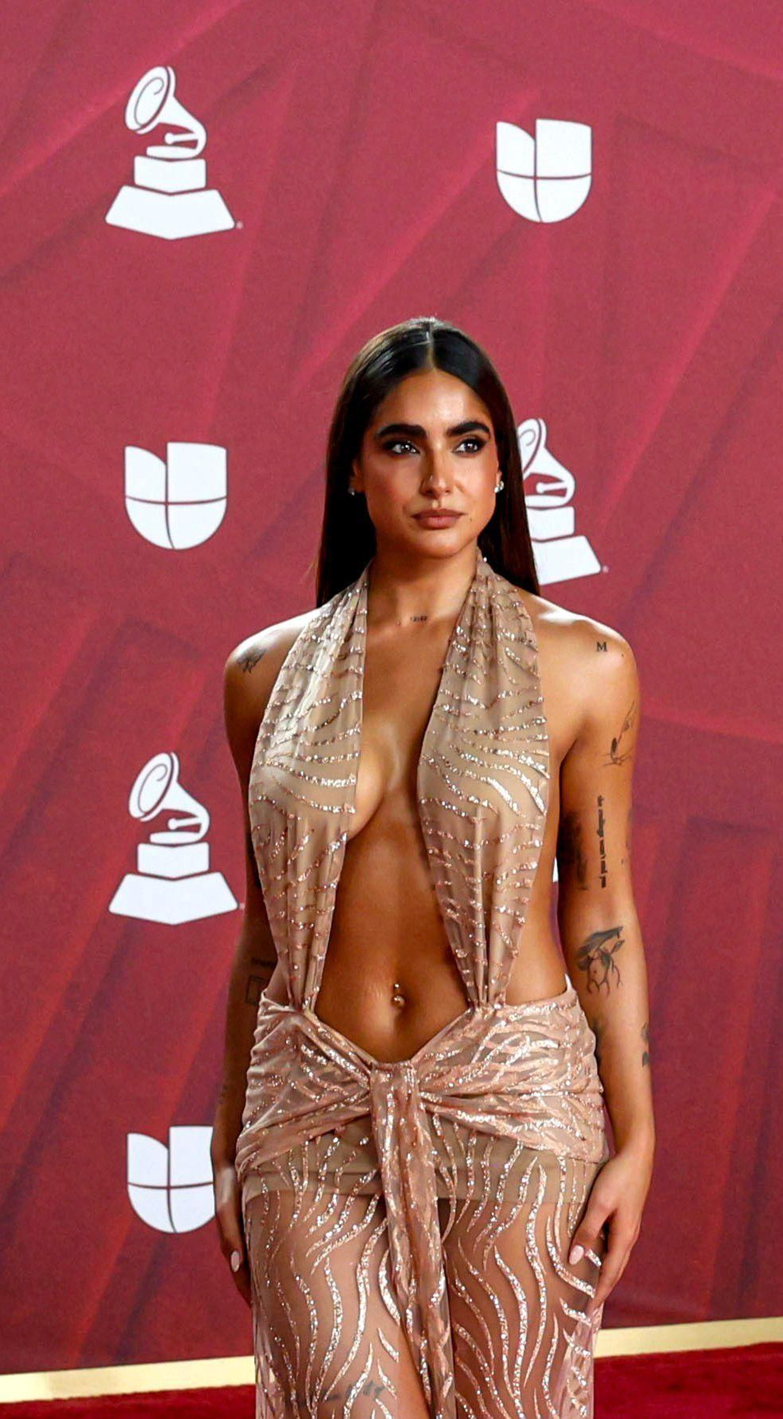 Todos los famosos, tendencias y curiosidades en la alfombra roja de la 25 edición de los Grammy Latinos