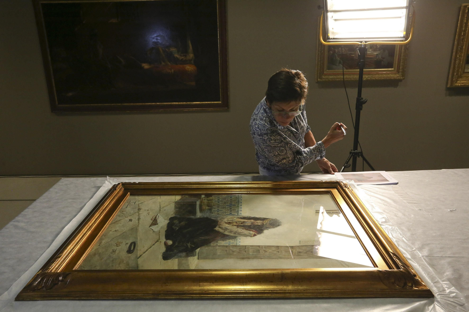 Fotos del montaje de la nueva exposición del Museo Carmen Thyssen