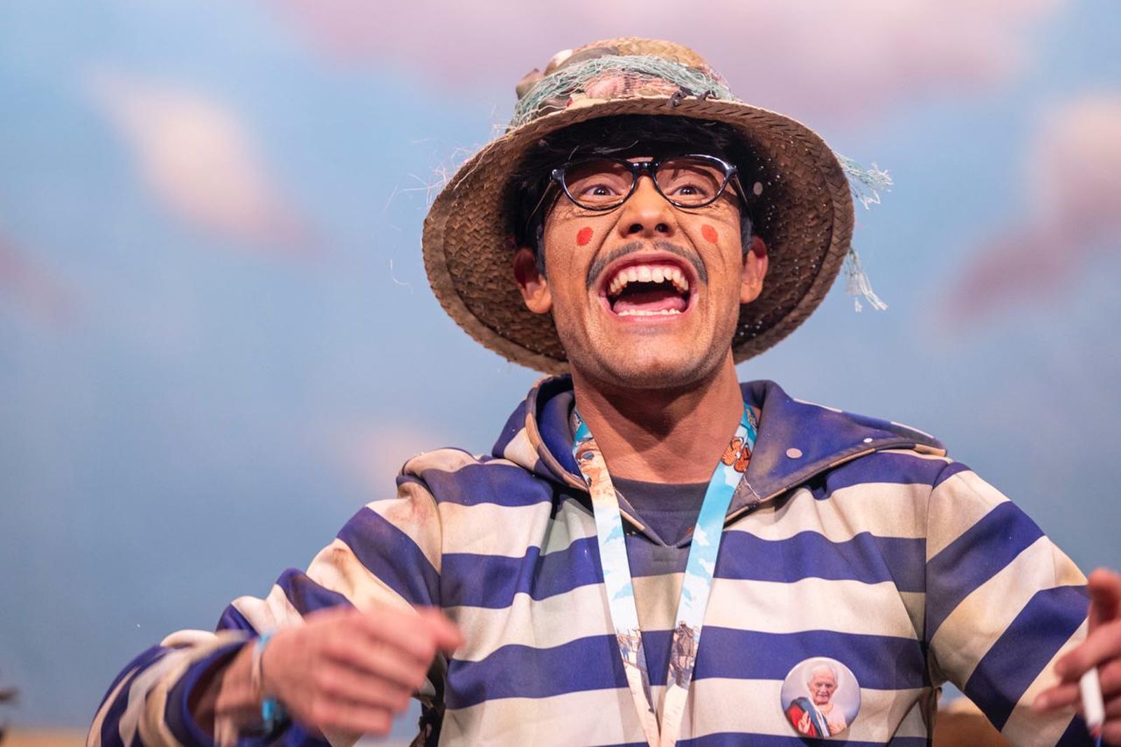 Búscate entre las mejores imágenes de la primera semifinal del COAC 2026