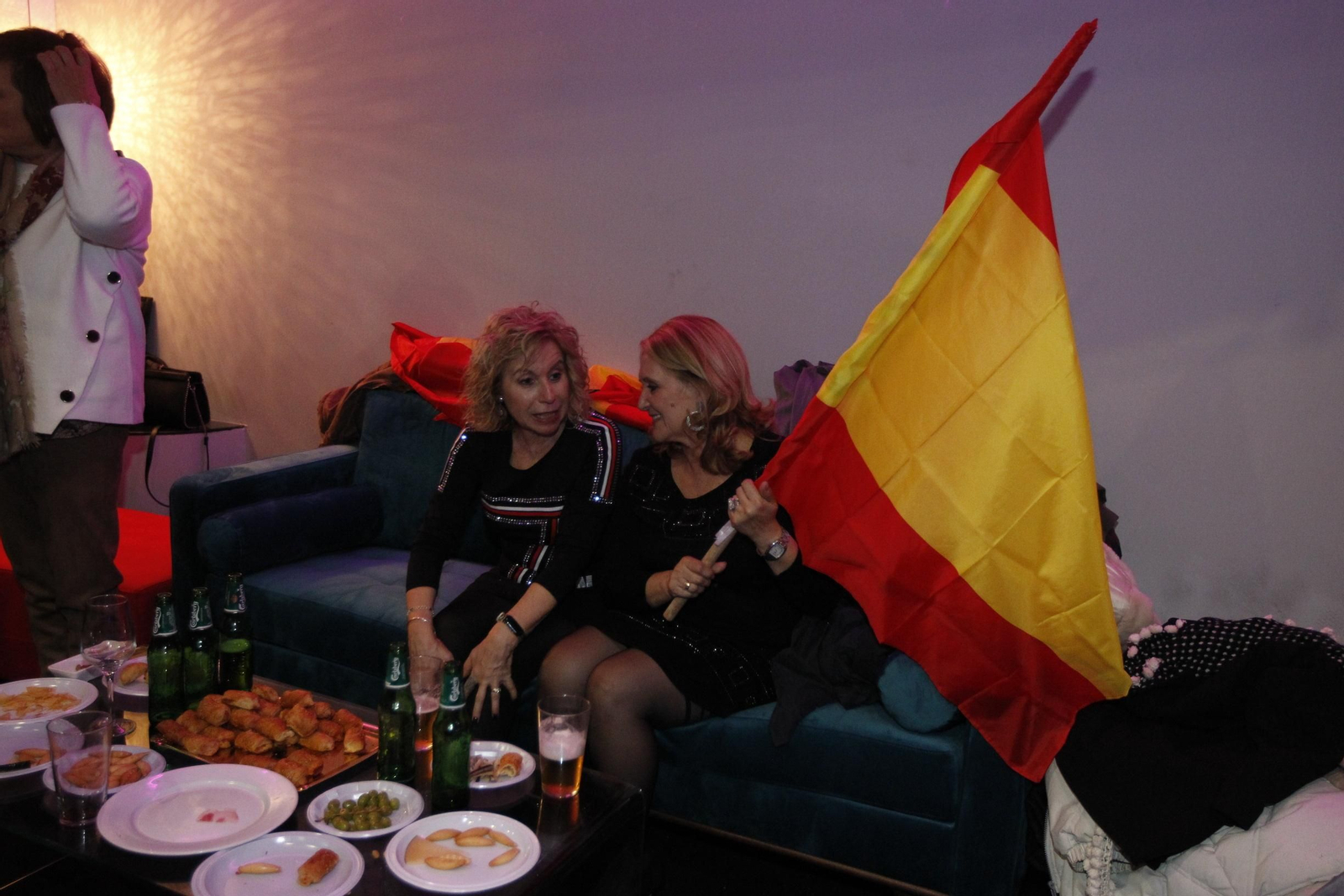 La fiesta de Vox Almería, en imágenes.