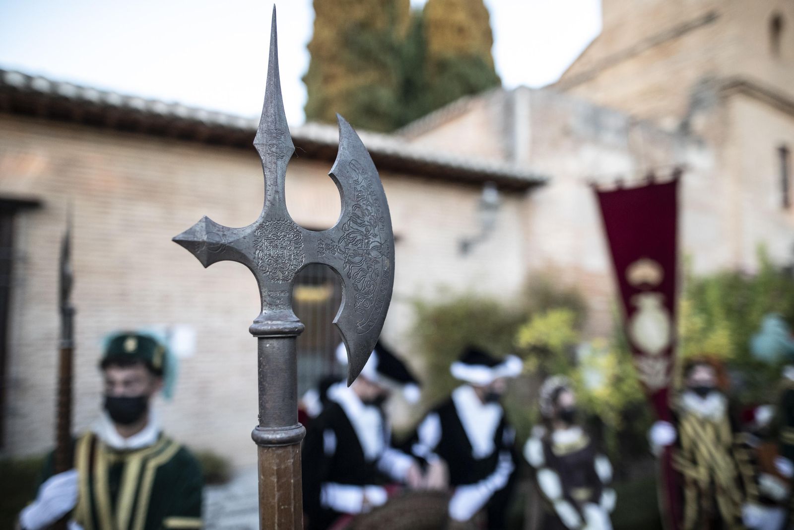 Fotos: el homenaje del quinto centenario del traslado de los restos de los Reyes Católicos
