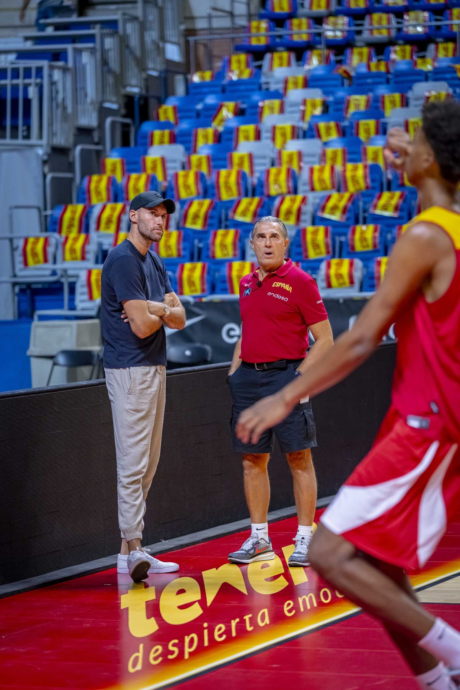 Rudy Fernández visita a España en Málaga