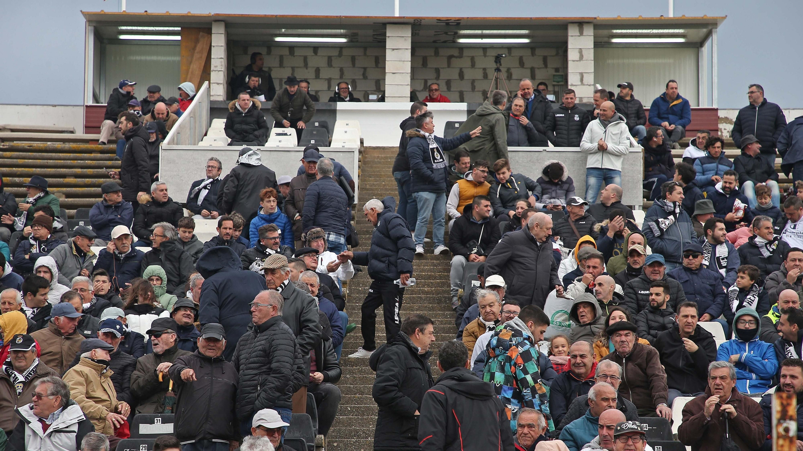 Fotos de la afición en el estadio municipal de La Línea