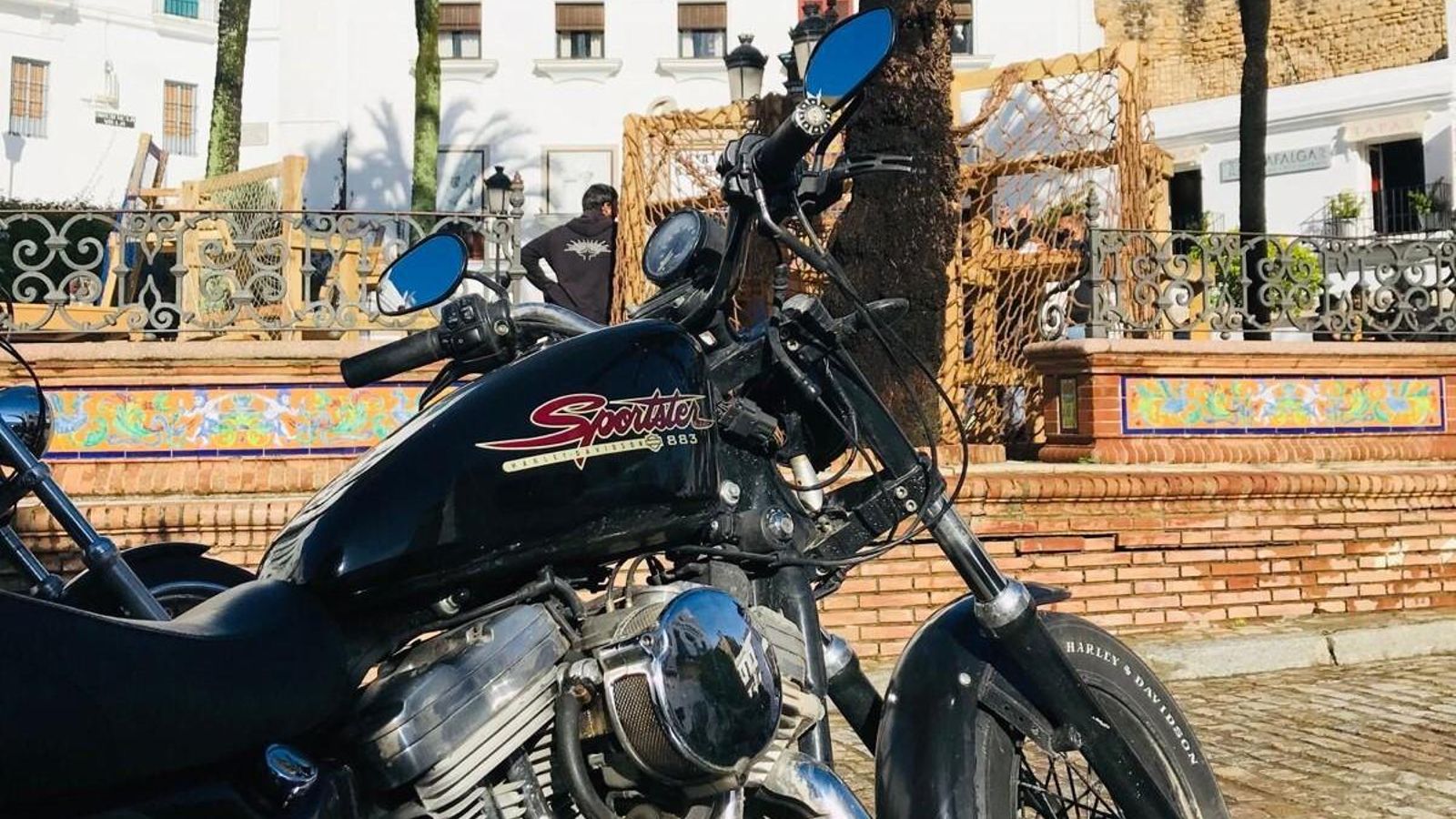 Cádiz en Harley.
