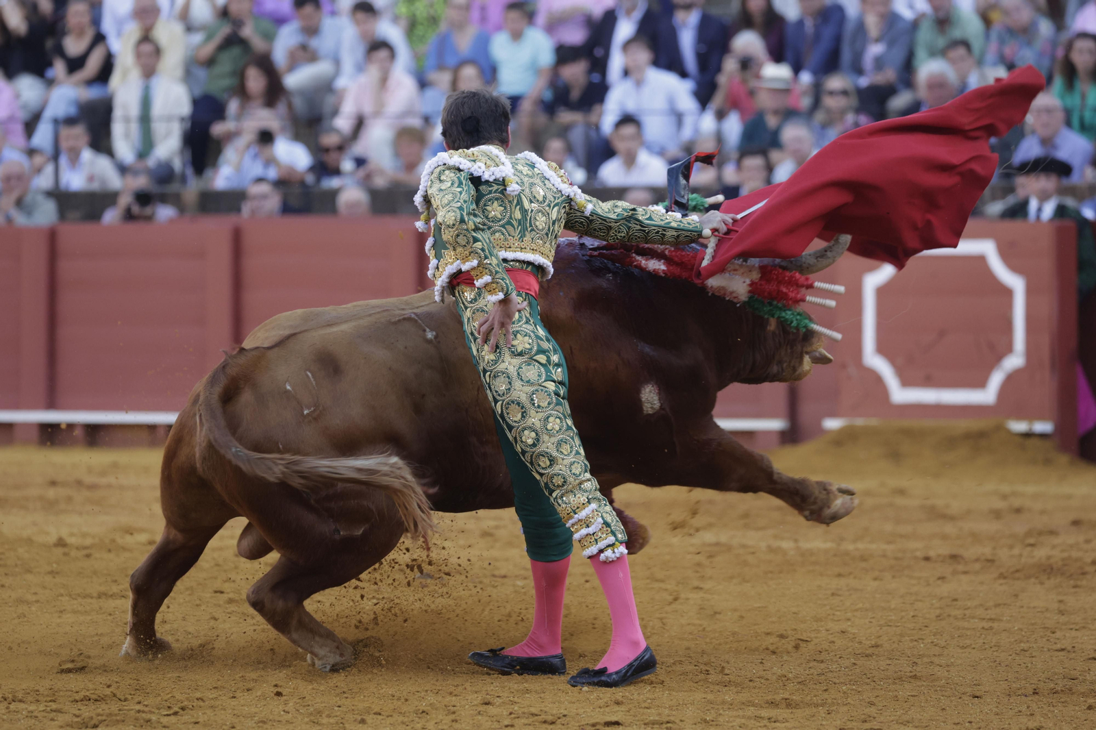 Las imágenes de la tercera de abono en la Maestranza de Sevilla