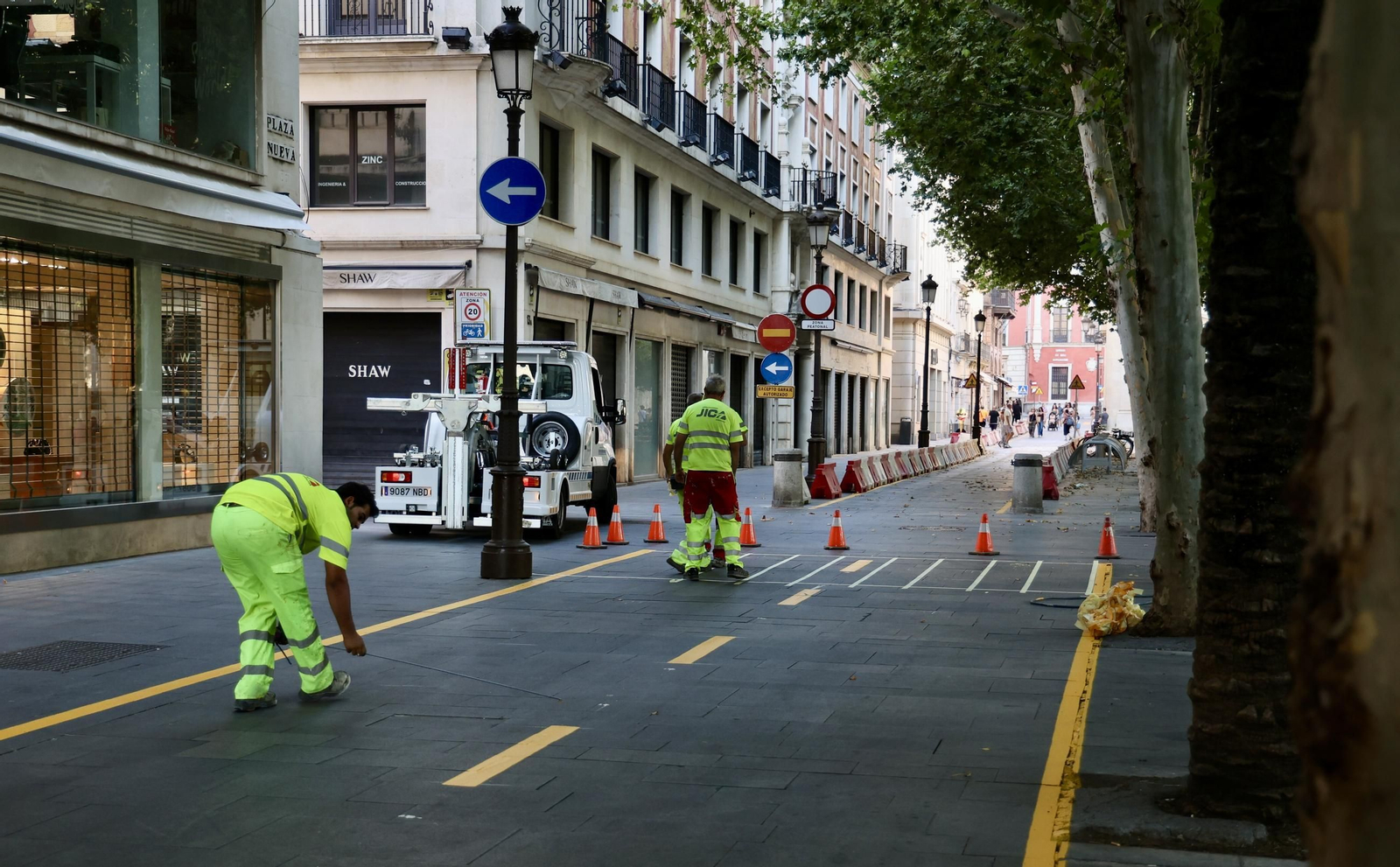 Nuevas señalizaciones en Plaza nueva para acceder al parking de la calle Albareda