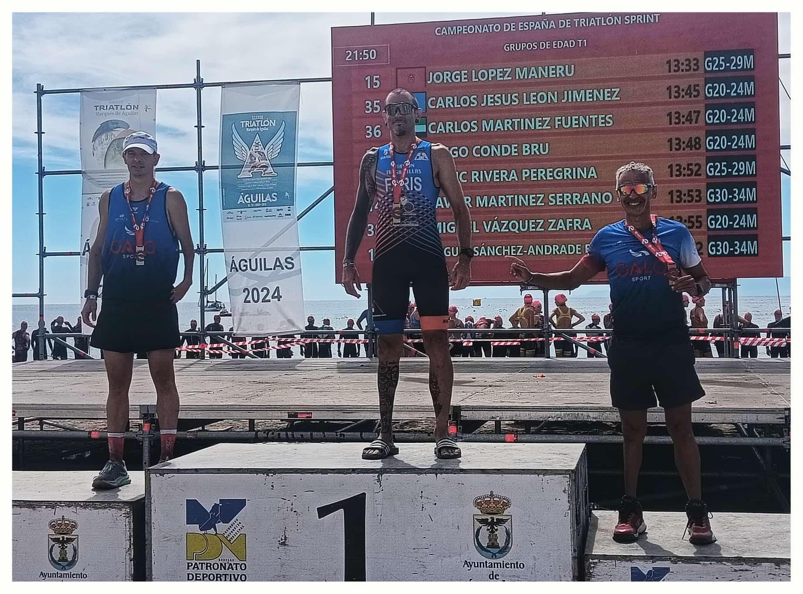 Podio de la competición celebrada este fin de semana en Águilas con la presencia de los dos triatletas del Galosport.