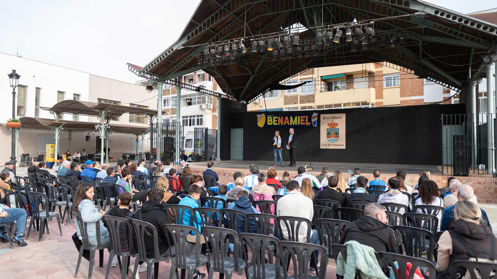 La visita de Dani Lorenzo por el XXX aniversario de la Peña Malaguista Benamiel