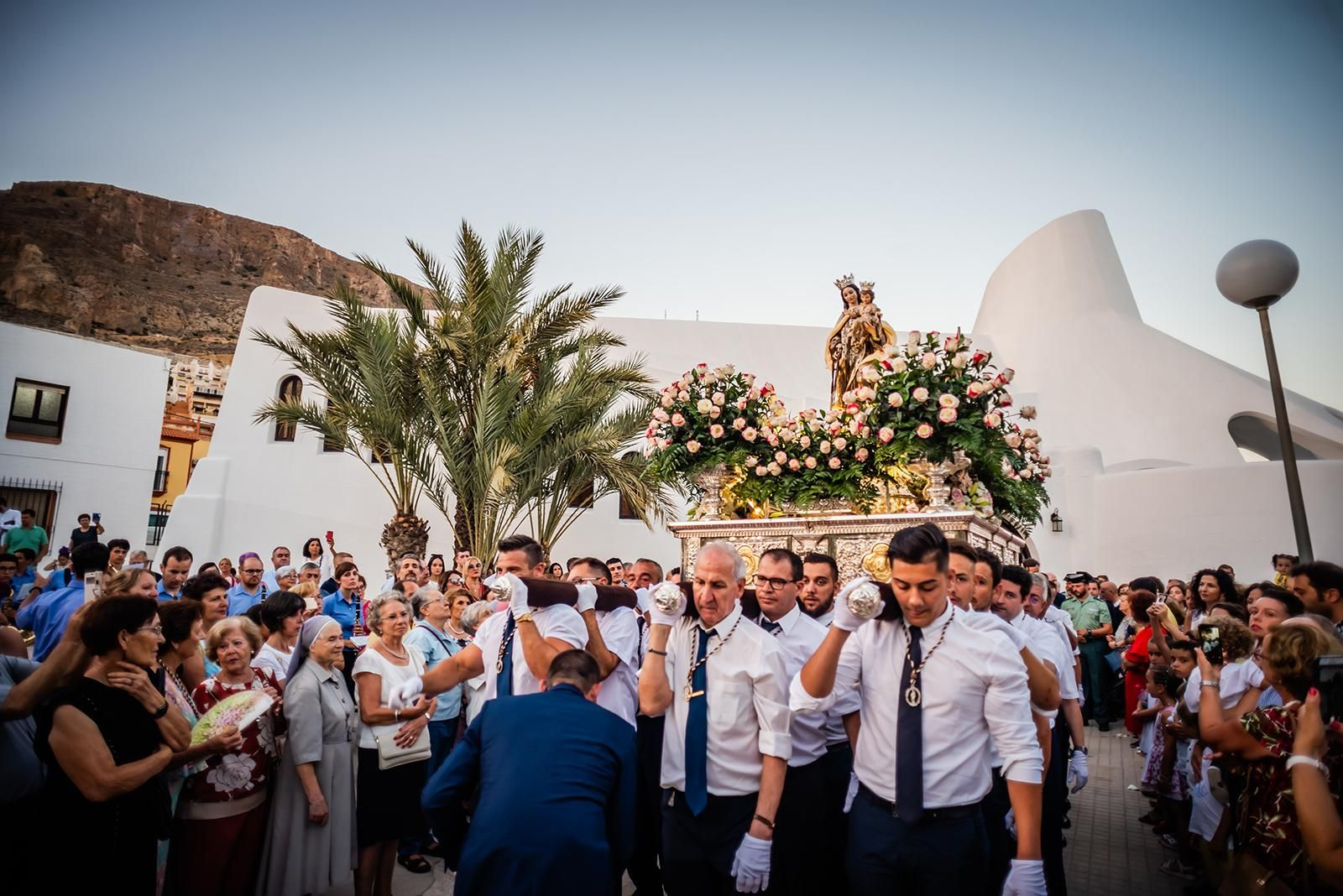 Procesión con la imagen de la Virgen del Carmen, en una edición pasada.