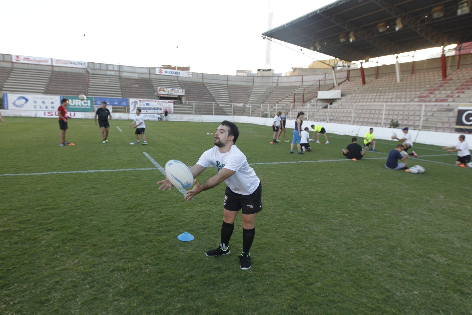 Fotogalería rugby inclusivo URA CLAN. Almería
