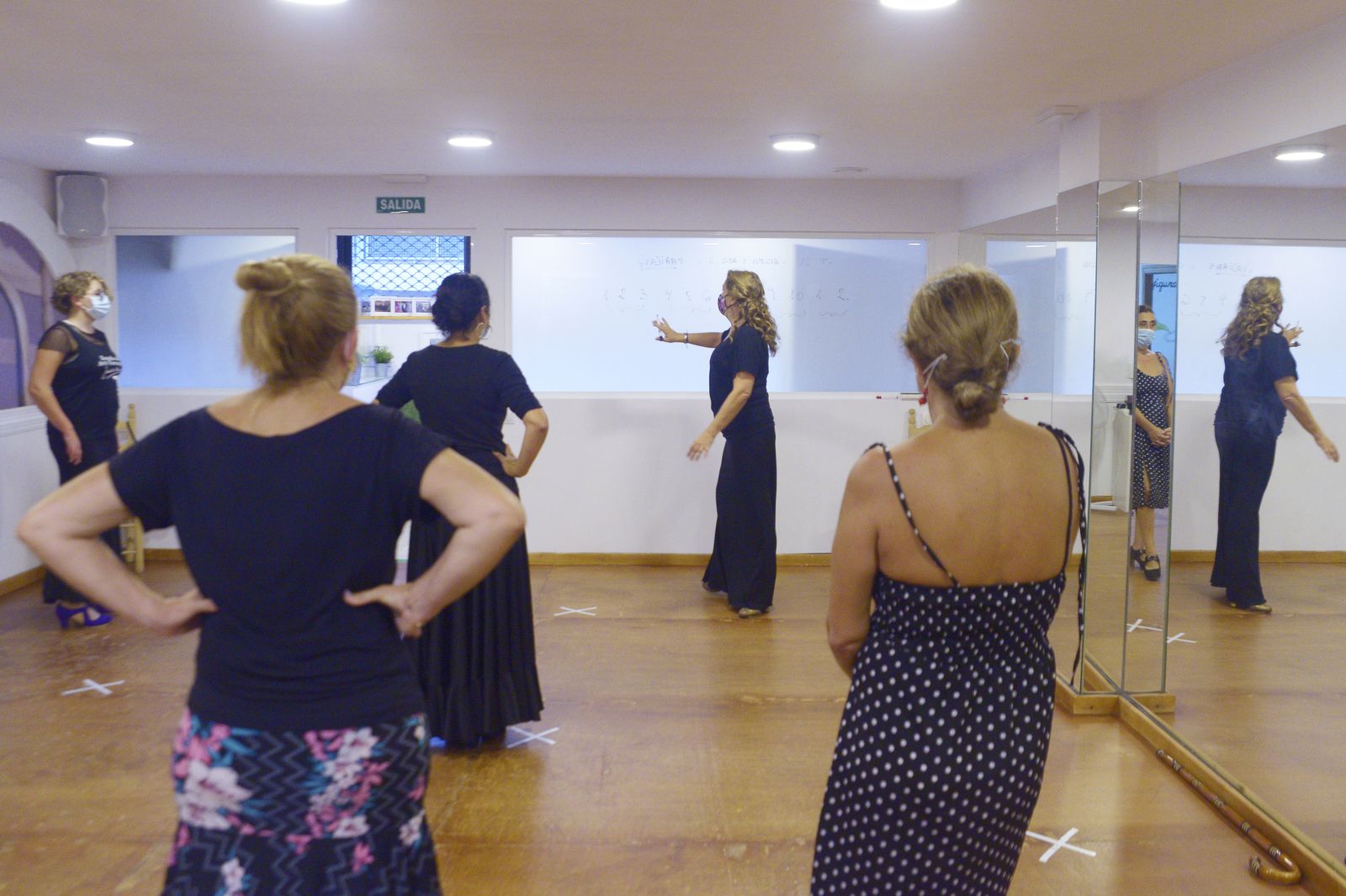 Fotos  de la academia de flamenco de Monika Bellido