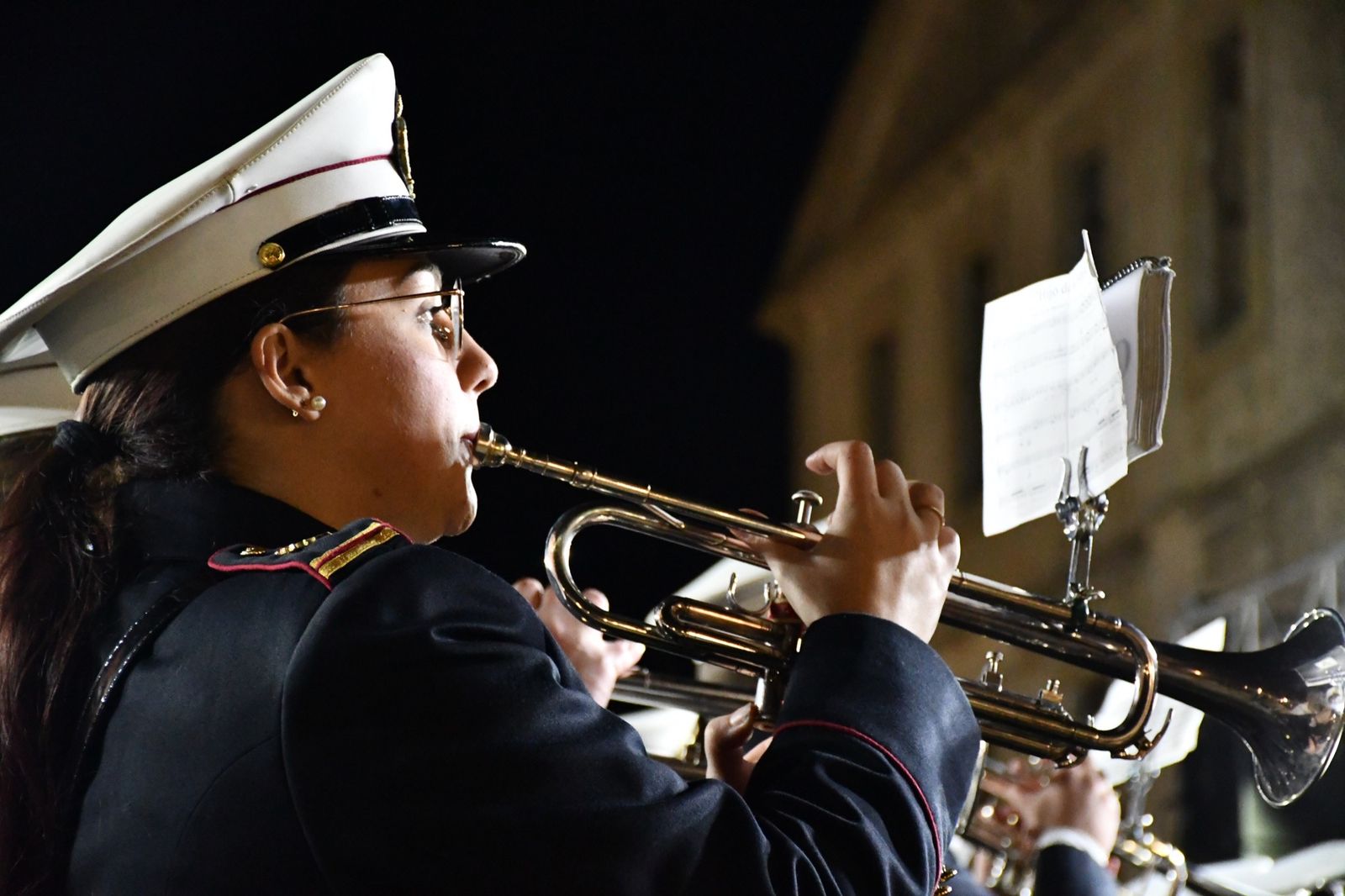 Un concierto de marchas procesionales llena Plaza de las Constituciones de San Roque