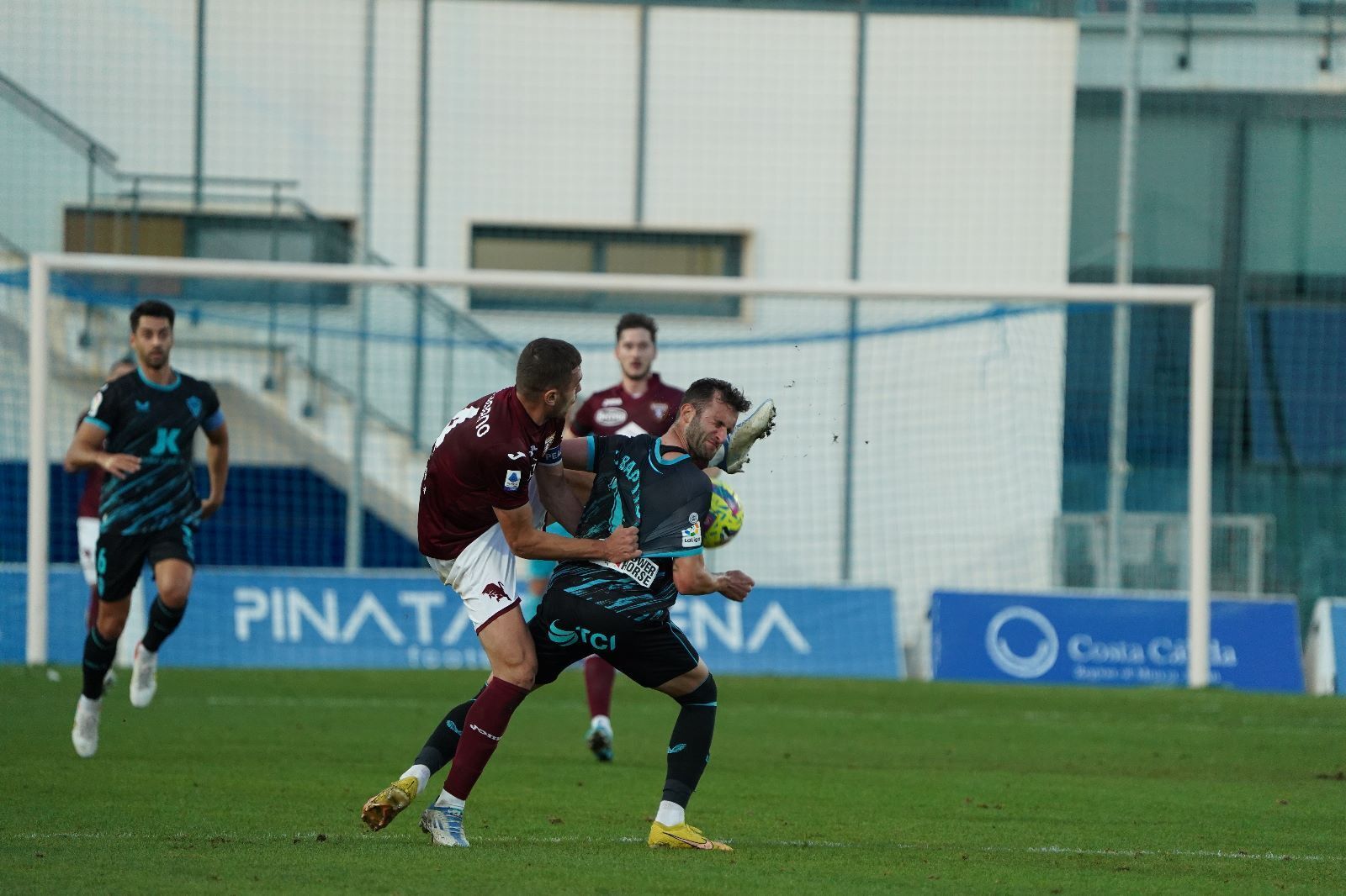 Las fotos del primer encuentro de la historia del Almería ante un rival italiano