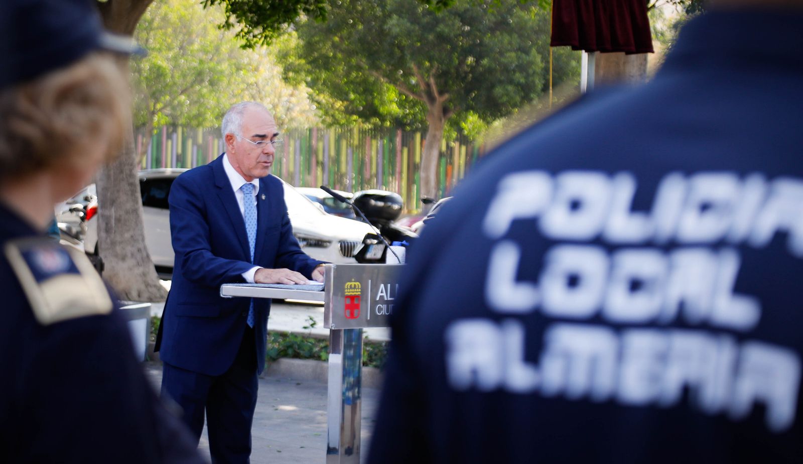 Inauguración de la plaza dedicada al Policía Local Paco Carretero Escribano