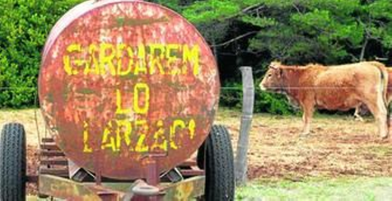 El premiado documental de Christian Rouaud 'Tous au Larzac' (2011) abrirá la propuesta en el Cubo del Puerto.