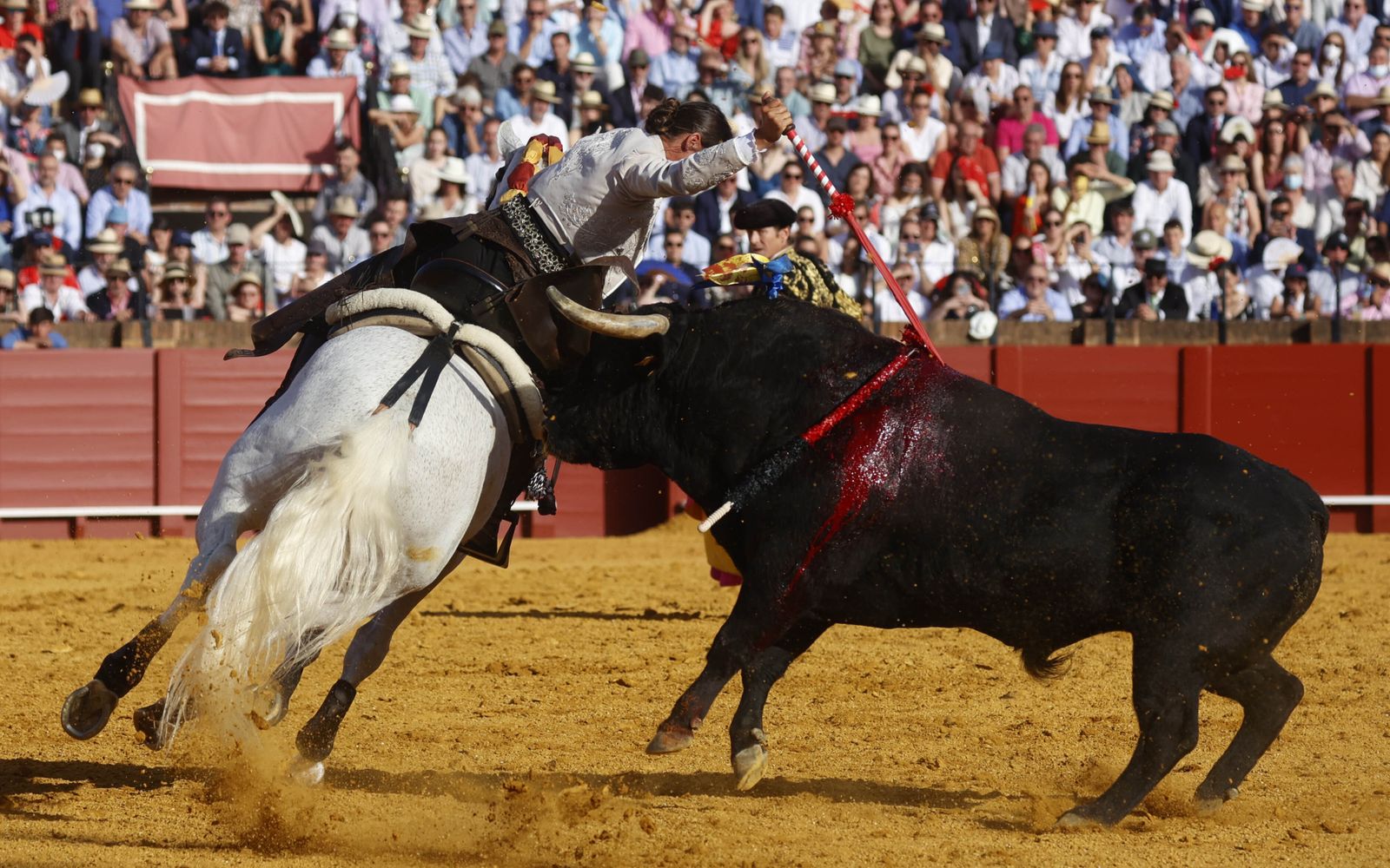 La corrida de rejones en imágenes