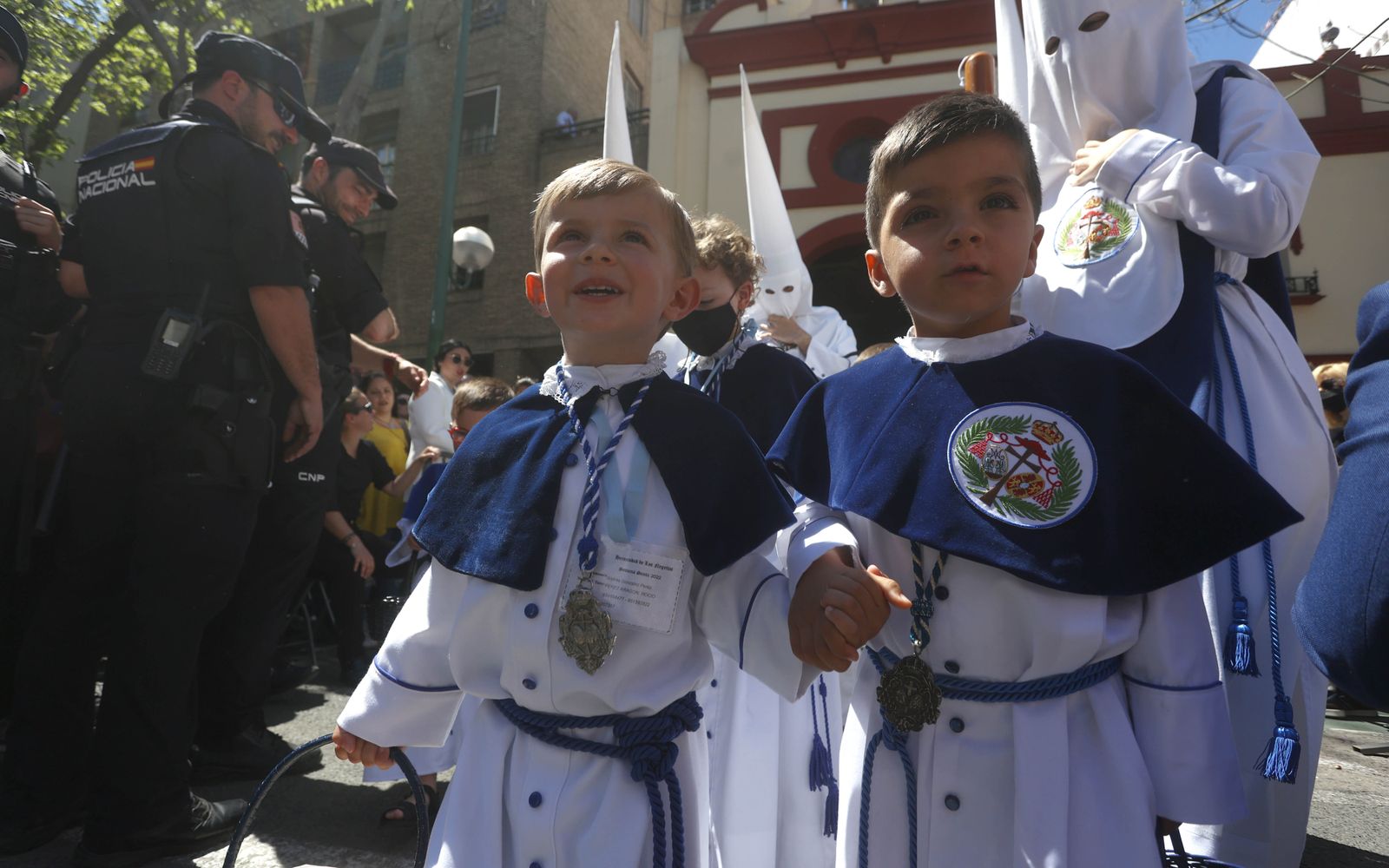 Imágenes de la salida de la hermandad de Los Negritos