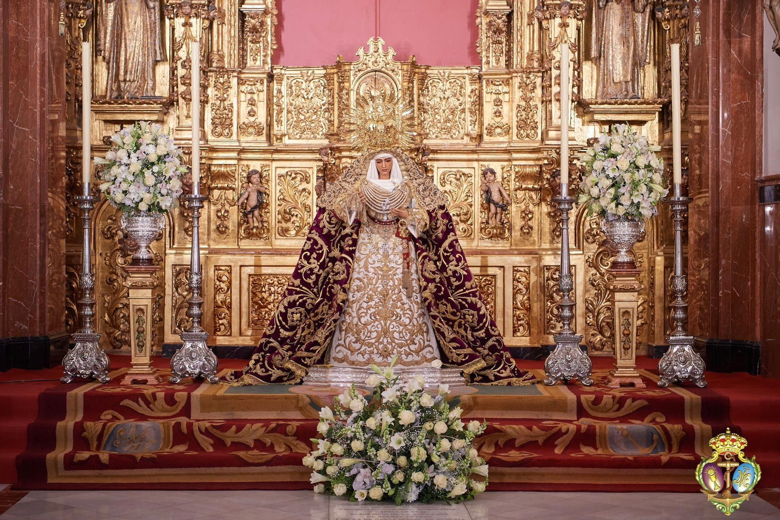 Las primeras imágenes de la reposición al culto de la Esperanza de Triana