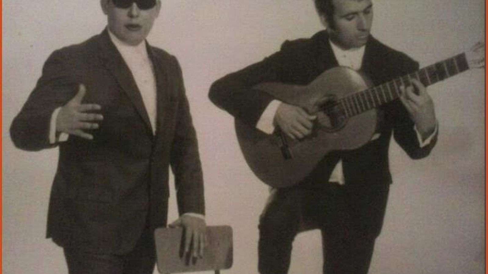 Azulejo en memoria de El Ciego de Almodóvar.