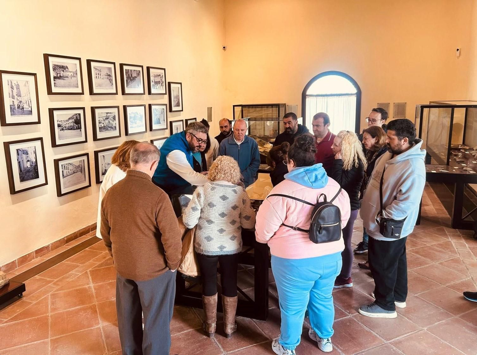 Momento de la visita al museo.