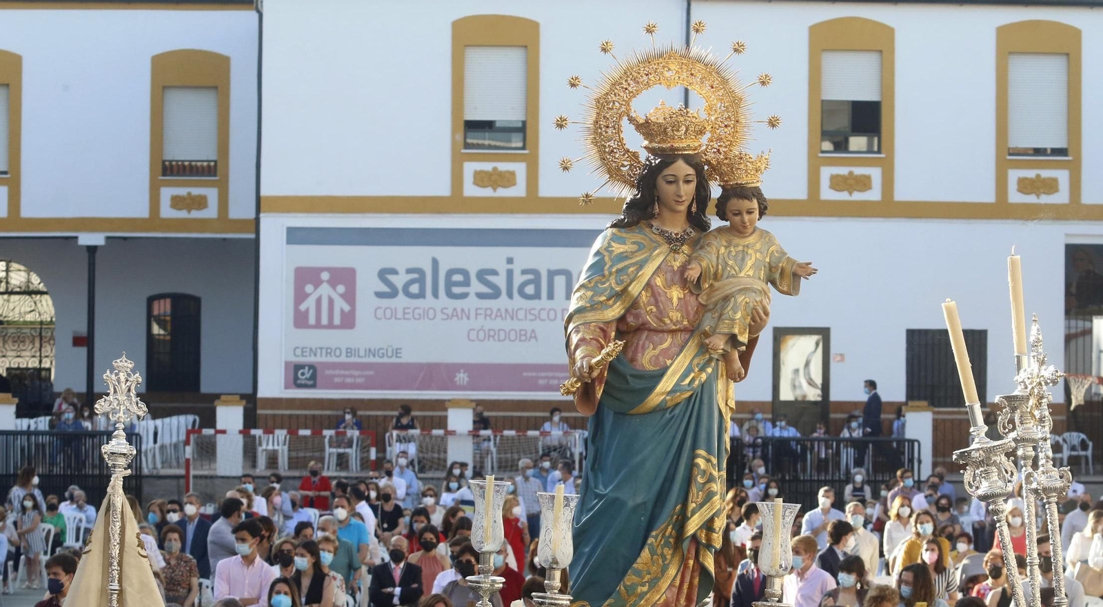 María Auxiliadora, durante el acto en el Colegio Salesiano del pasado año.