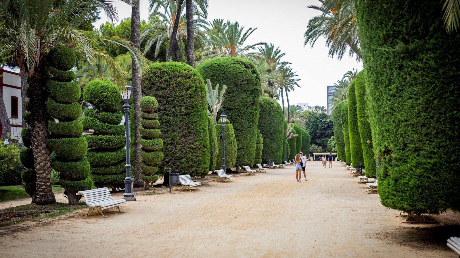 Interior del Parque Genovés en Cádiz.