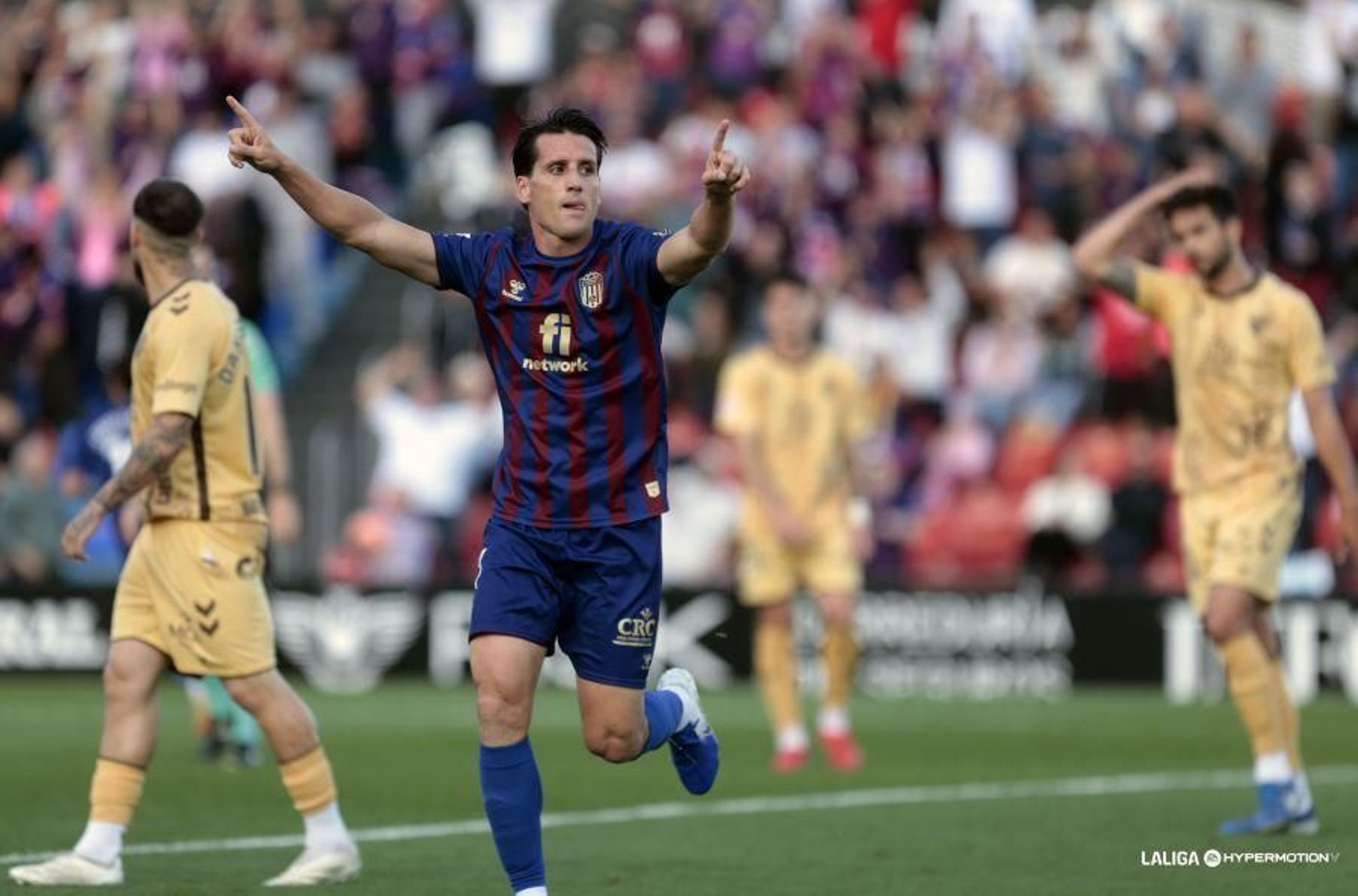 Juanto celebra el gol