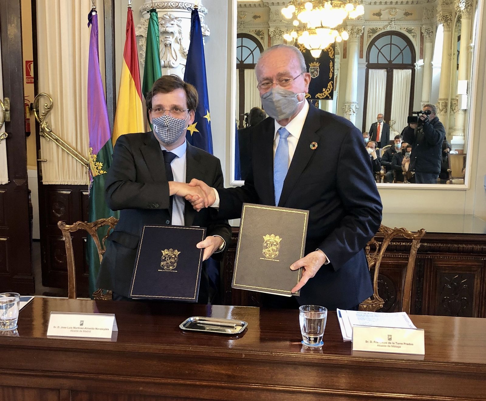 José Luis Martínez-Almeida y Francisco de la Torre, este miércoles en Málaga.