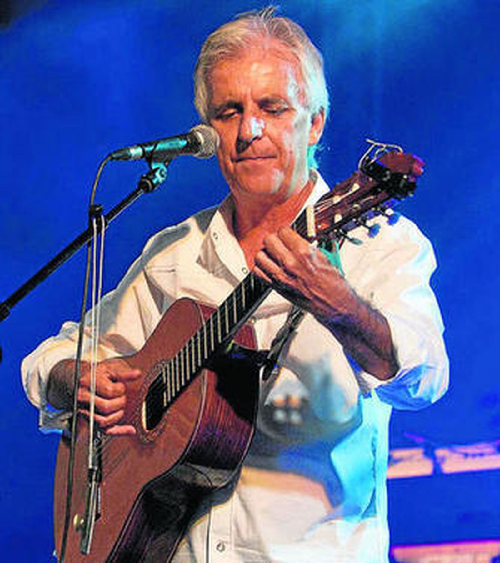 El artista Kiko Veneno, durante un concierto en Cádiz.