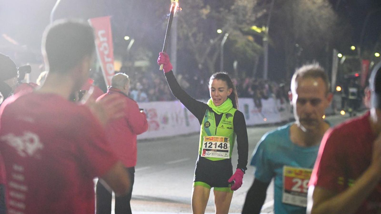 En imágenes: búscate en tu llegada a meta de la Carrera de San Antón 2025 (1)