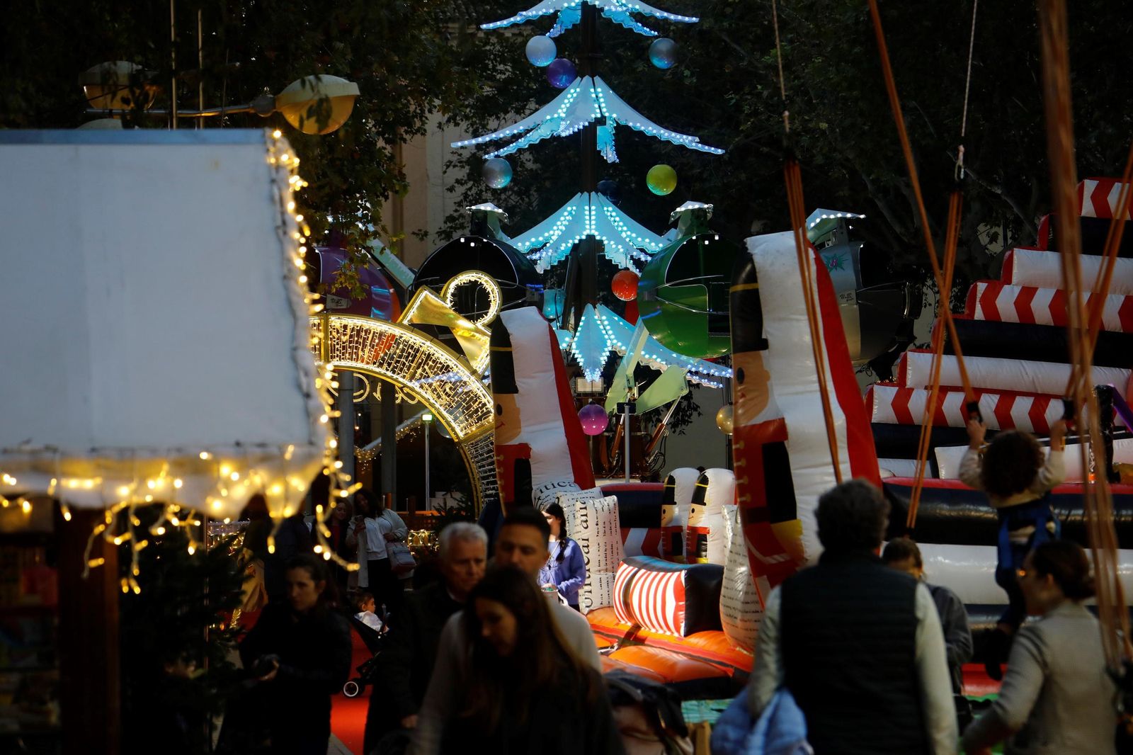 El mejor ambiente en el centro de Córdoba por Navidad, en imágenes