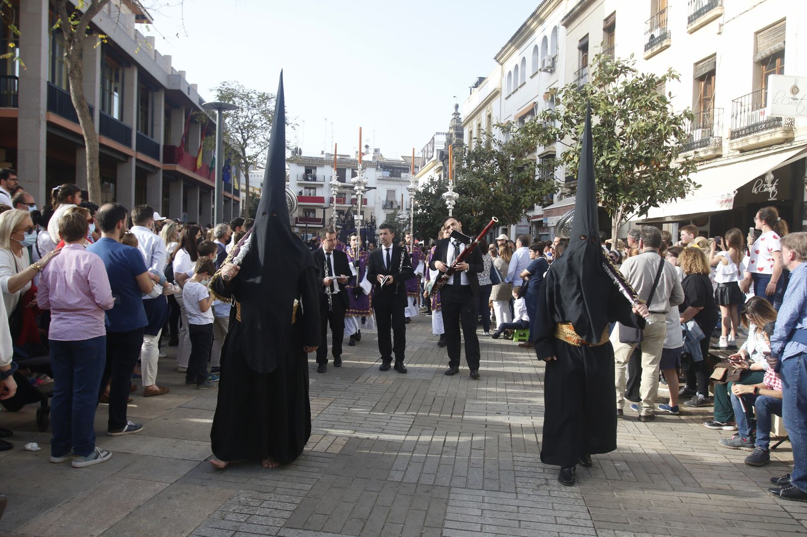Viernes Santo en Córdoba: la procesión de la Expiración, en imágenes