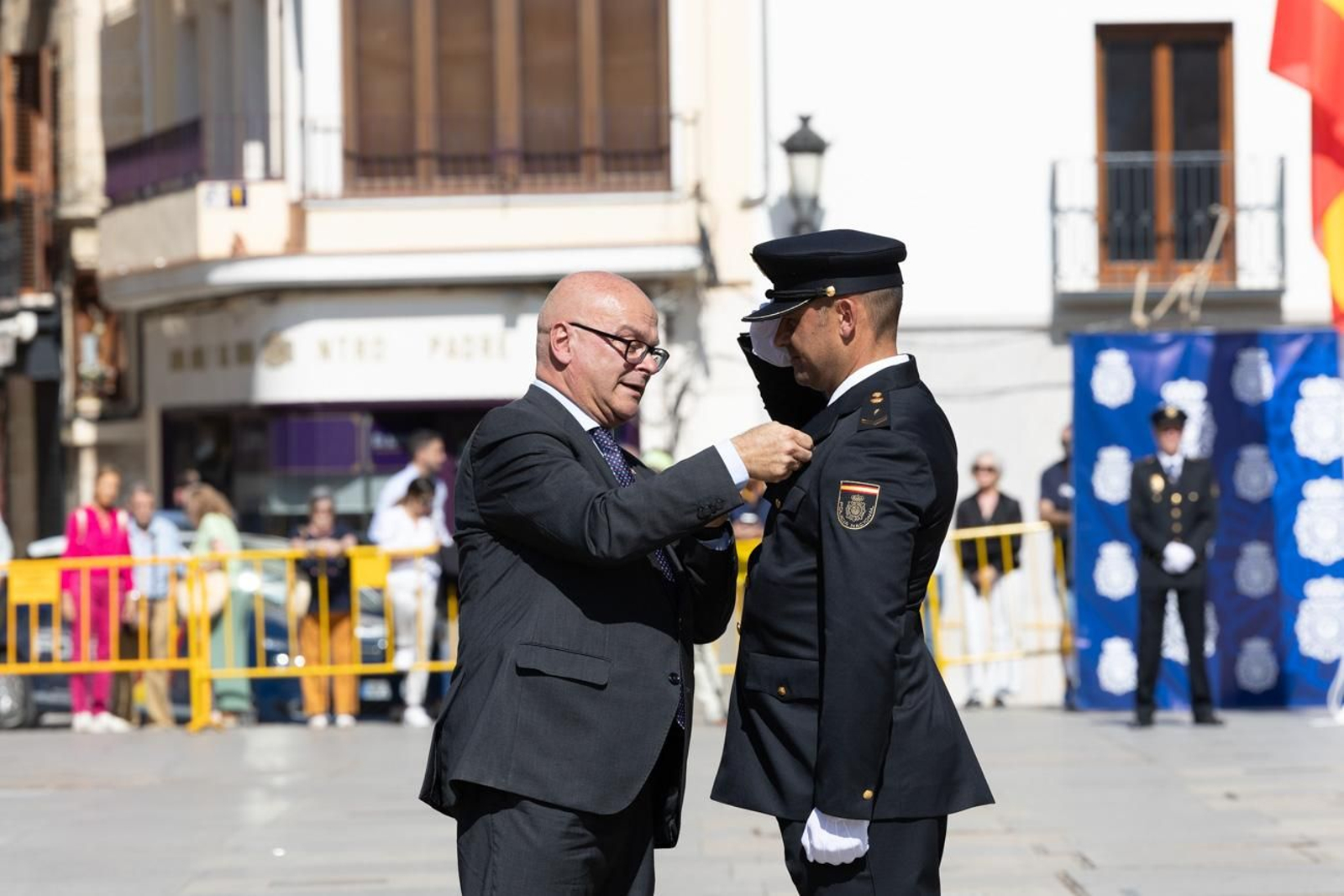 Acto por el día de la Policía Nacional, con motivo de la festividad los Santos Ángeles Custodios
