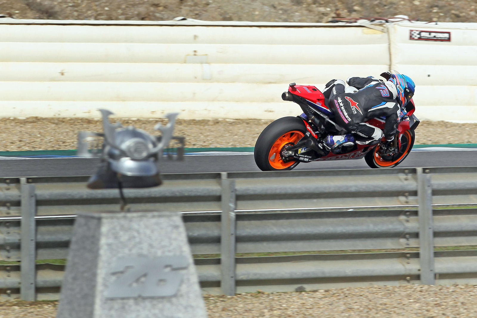 Primer día de los equipos de MotoGP en Jerez