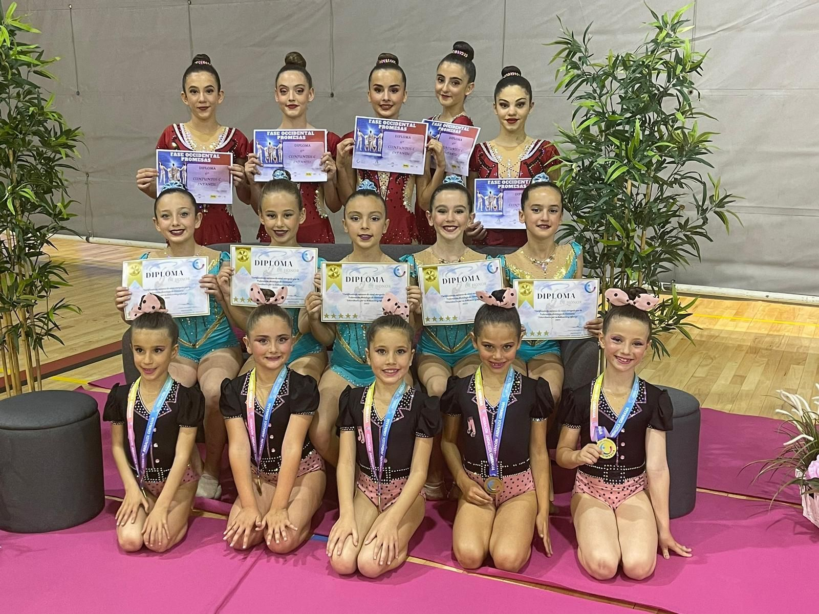 Una parte de la expedición de Algeciras en Sevilla