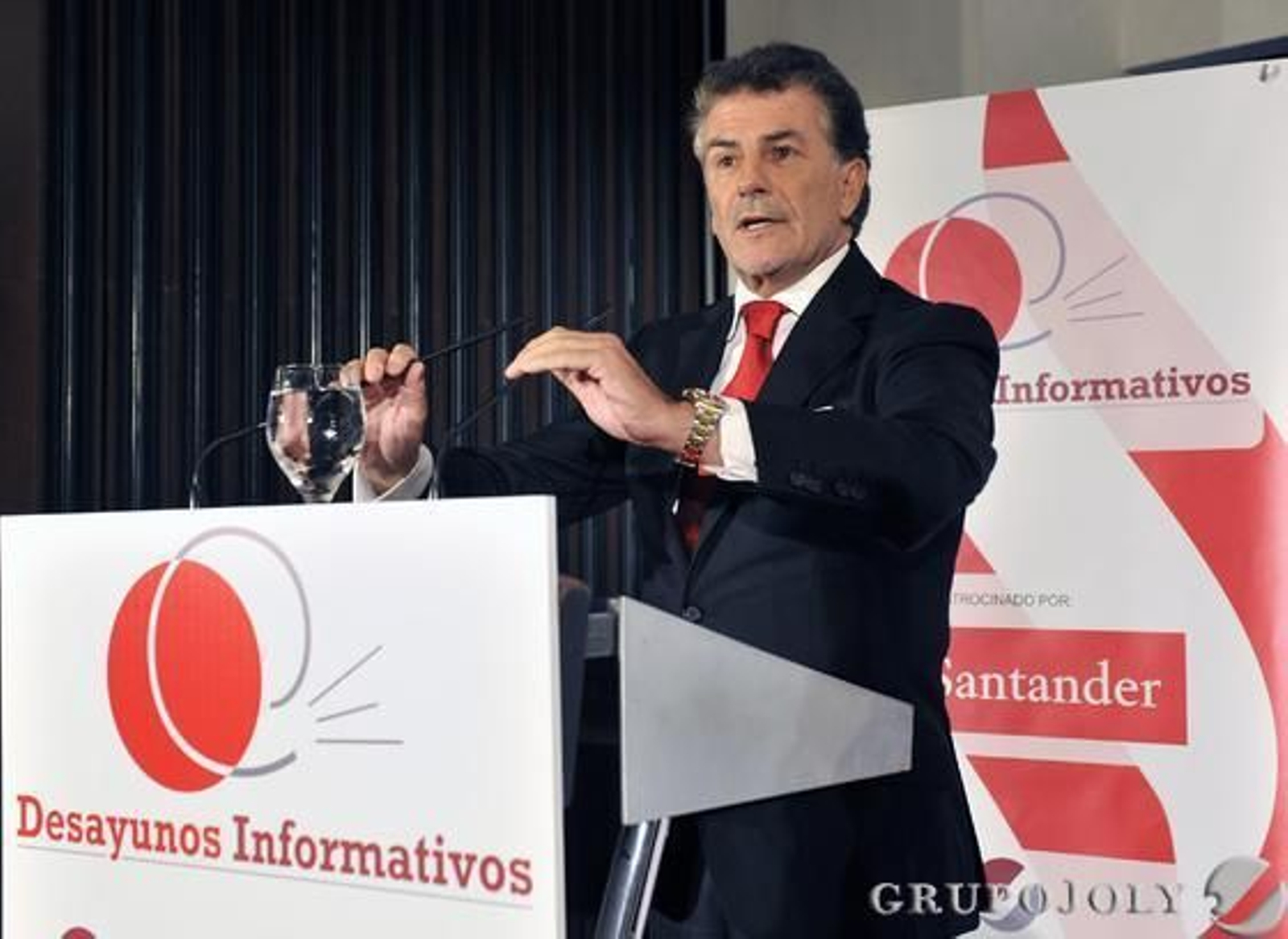 Enrique García Candelas, durante su intervención.

Foto: Belén Vargas / Juan Carlos Vázquez