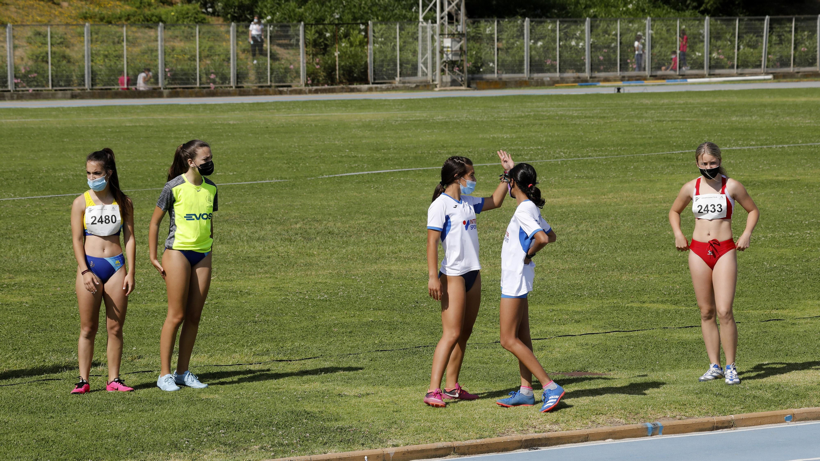 Las fotos de atletismo en las pistas del Enrique Talavera