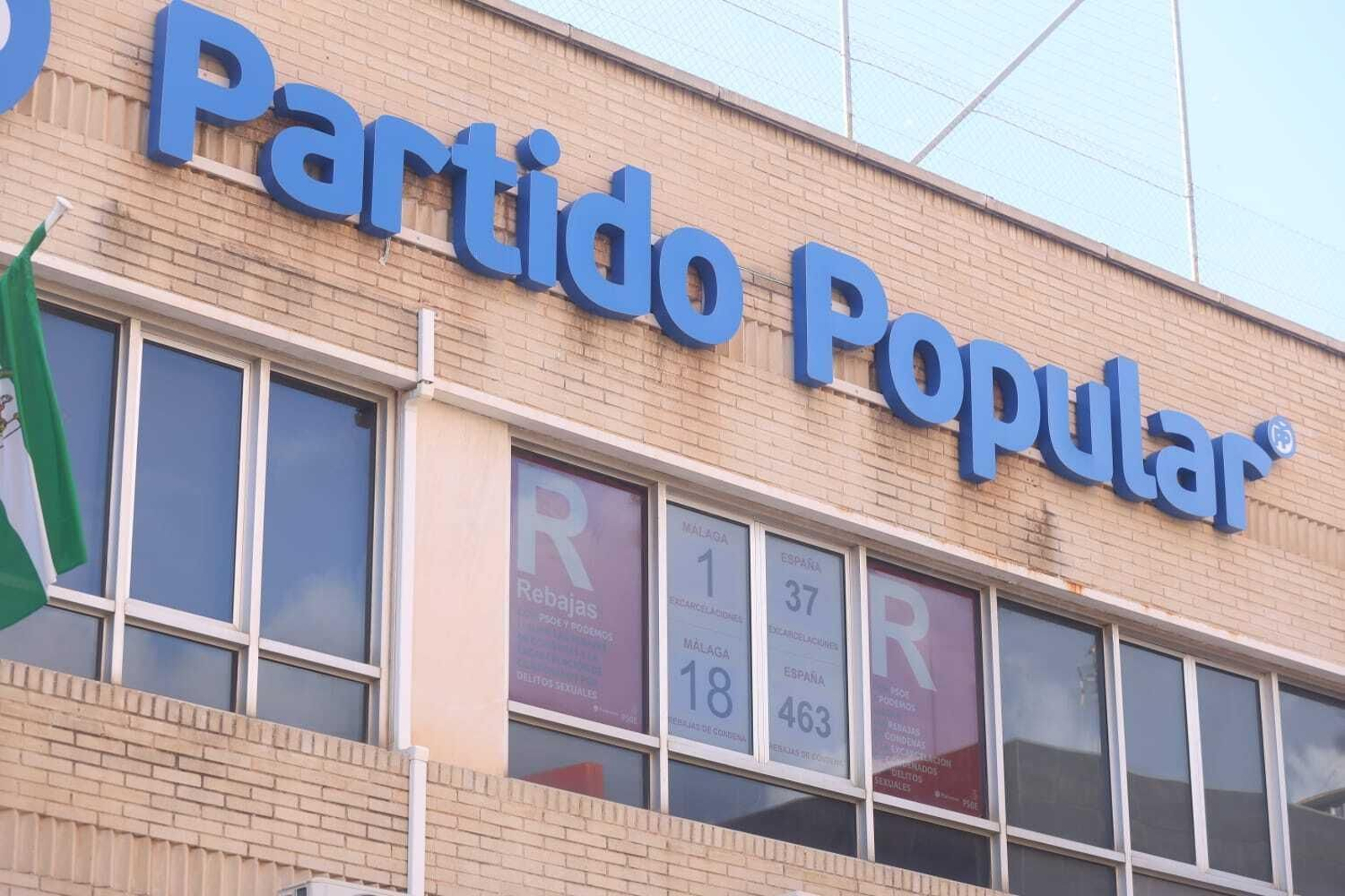 El contador que el Partido Popular ha instalado en su sede de Málaga.