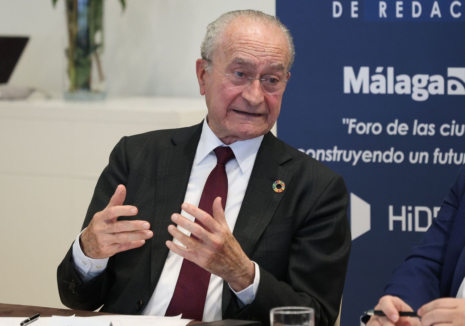 El 'Foro de las ciudades', organizado por el Grupo Joly en Antequera, en imágenes